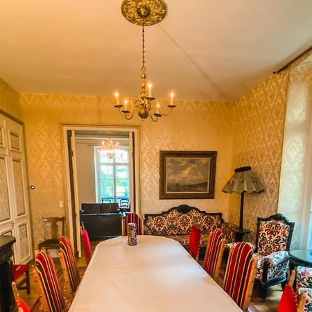 Private Castle With Park - Chateau Guillermo La Moncelle Ngoại thất bức ảnh