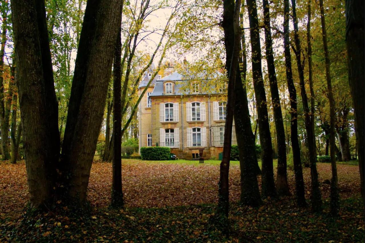 Private Castle With Park - Chateau Guillermo La Moncelle Ngoại thất bức ảnh