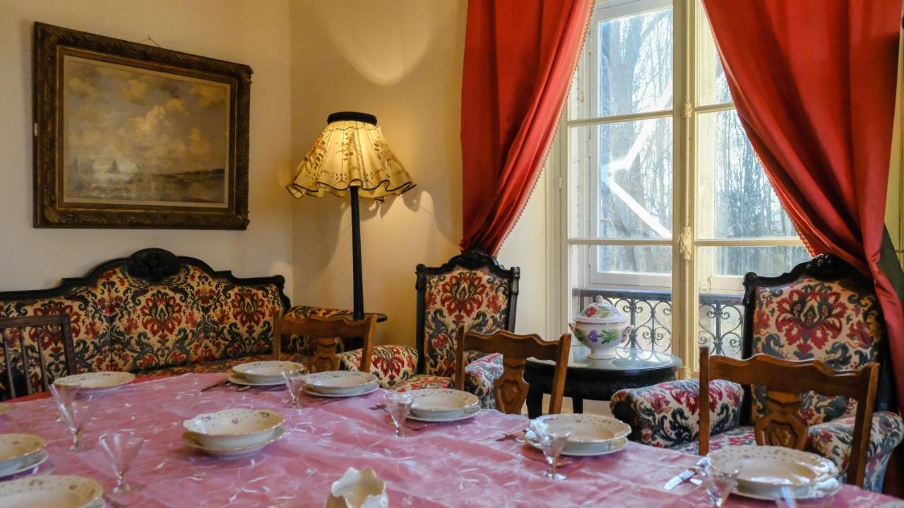 Private Castle With Park - Chateau Guillermo La Moncelle Ngoại thất bức ảnh
