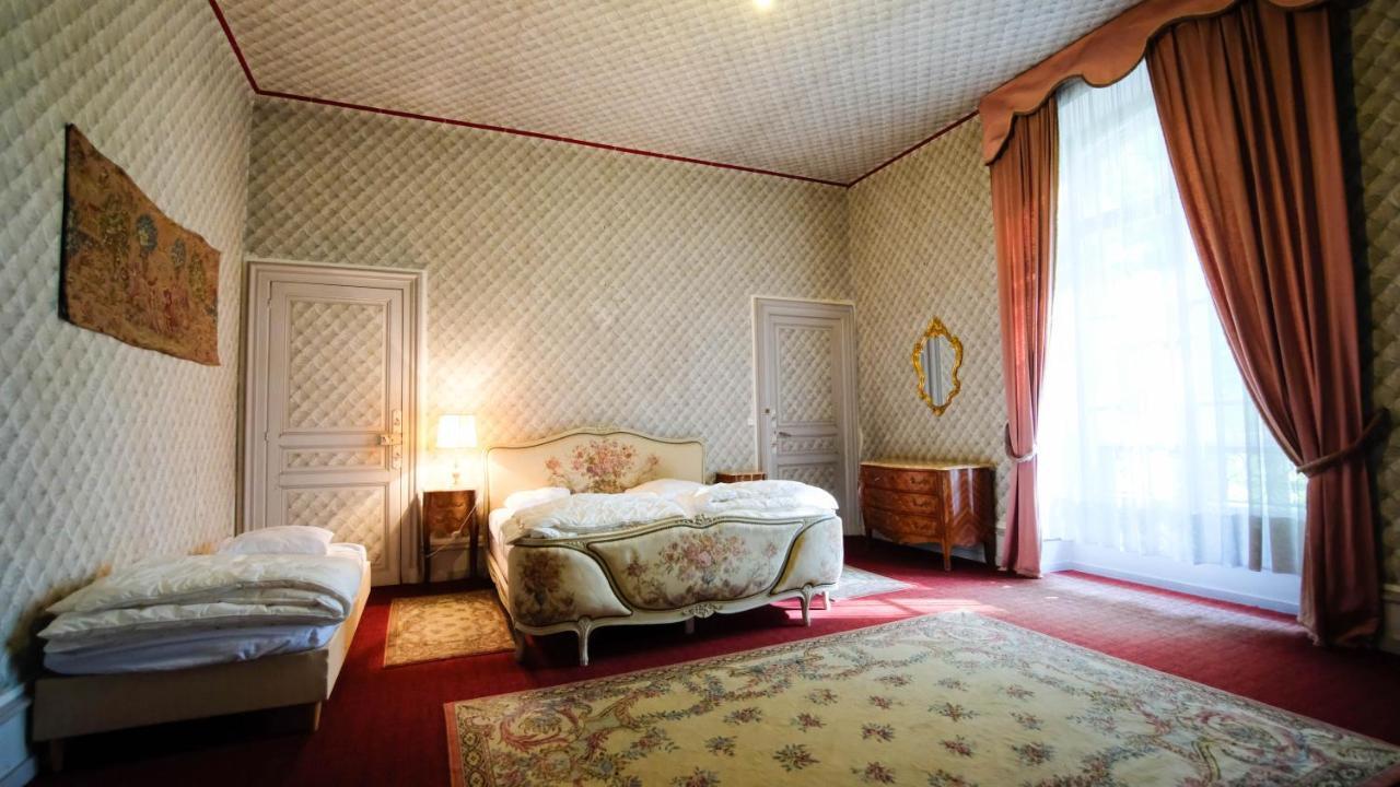 Private Castle With Park - Chateau Guillermo La Moncelle Ngoại thất bức ảnh